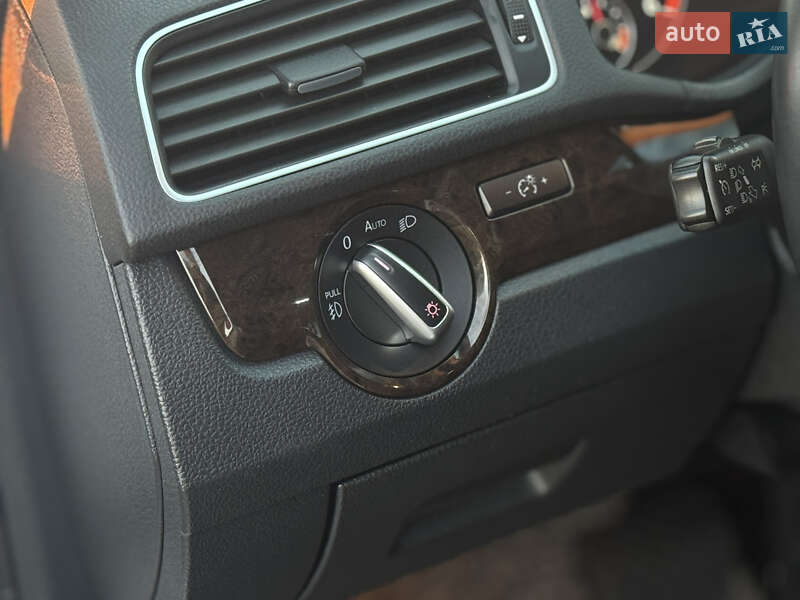 Седан Volkswagen Passat 2015 в Дрогобыче