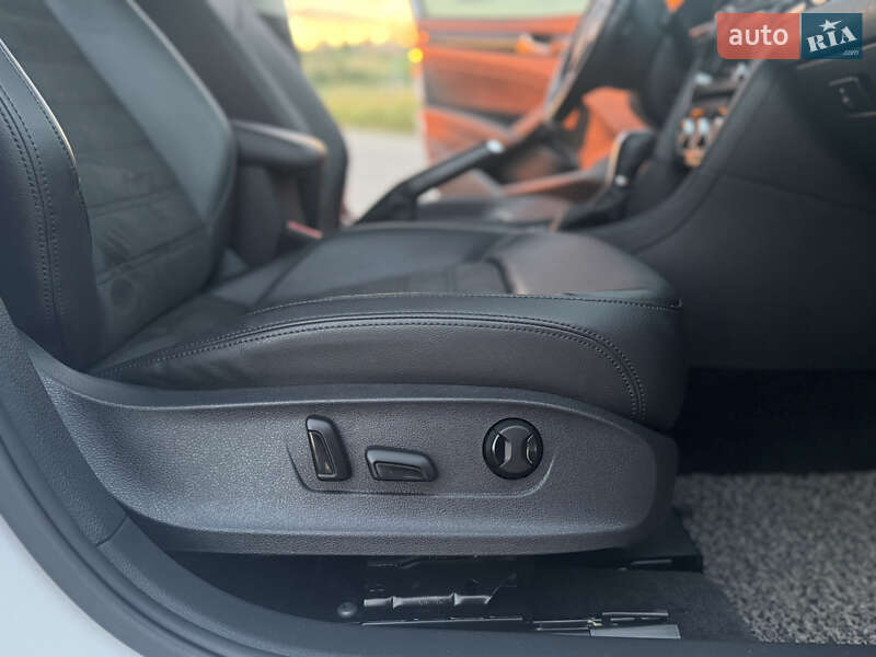 Седан Volkswagen Passat 2015 в Дрогобыче