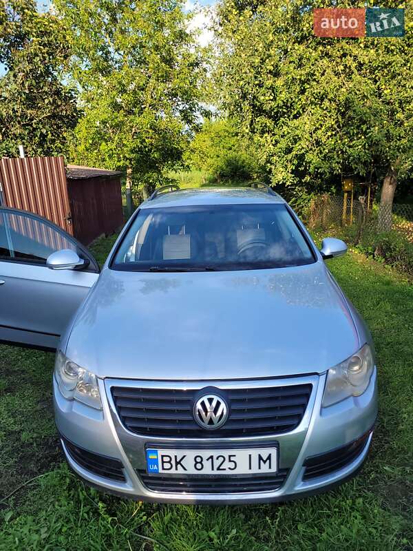 Универсал Volkswagen Passat 2005 в 