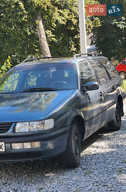 Универсал Volkswagen Passat 1995 в Житомире