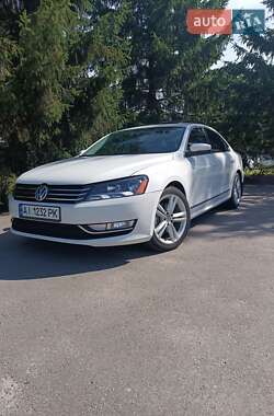 Седан Volkswagen Passat 2014 в Гребенках