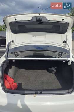 Седан Volkswagen Passat 2012 в 