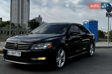 Седан Volkswagen Passat 2013 в Киеве