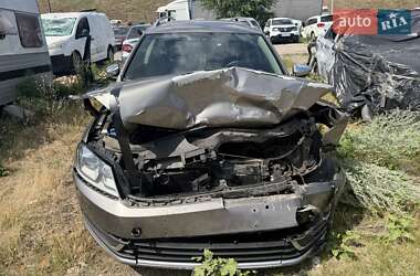 Універсал Volkswagen Passat 2013 в 