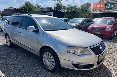 Универсал Volkswagen Passat 2006 в Коломые