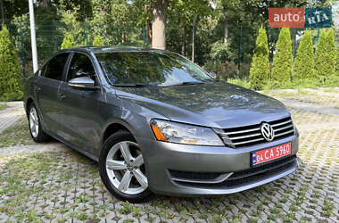 Седан Volkswagen Passat 2013 в Харькове