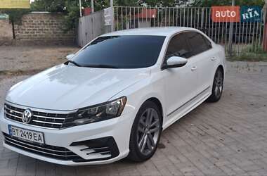 Седан Volkswagen Passat 2016 в Херсоне