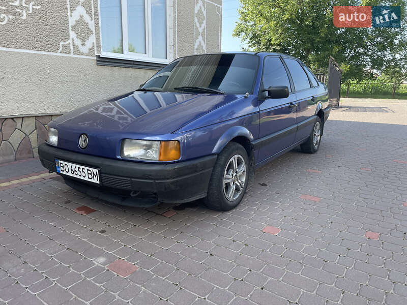 Volkswagen Passat 1988