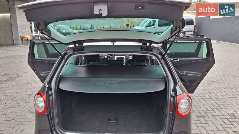Универсал Volkswagen Passat 2008 в Ровно