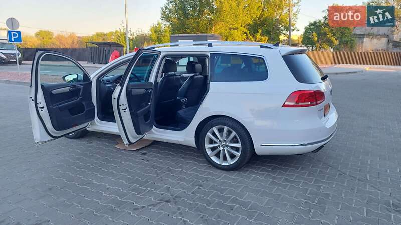 Универсал Volkswagen Passat 2013 в Одессе