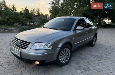 Седан Volkswagen Passat 2002 в Харькове