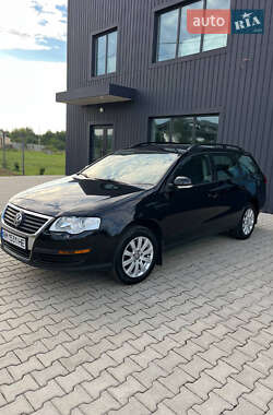 Универсал Volkswagen Passat 2006 в Малине
