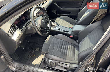 Универсал Volkswagen Passat 2018 в 