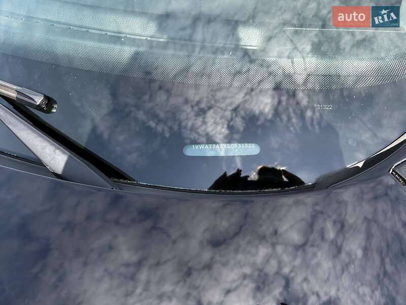 Седан Volkswagen Passat 2013 в Киеве