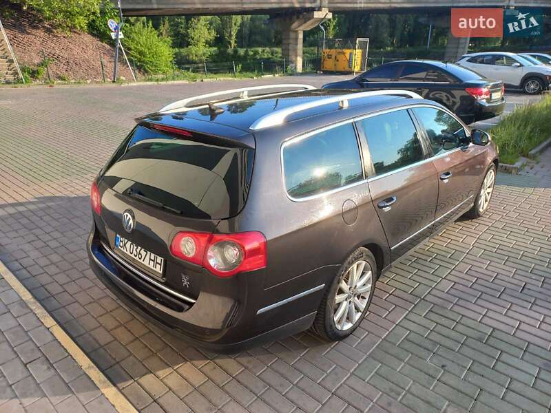 Универсал Volkswagen Passat 2009 в Ровно