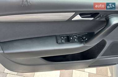 Універсал Volkswagen Passat 2014 в 