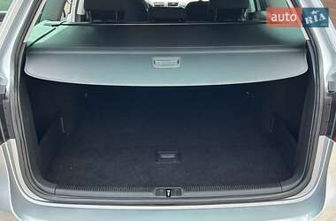 Універсал Volkswagen Passat 2014 в 