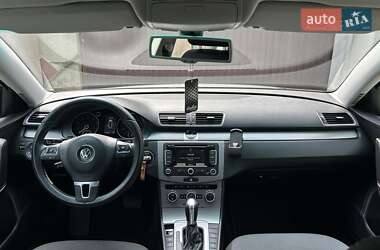 Універсал Volkswagen Passat 2014 в 