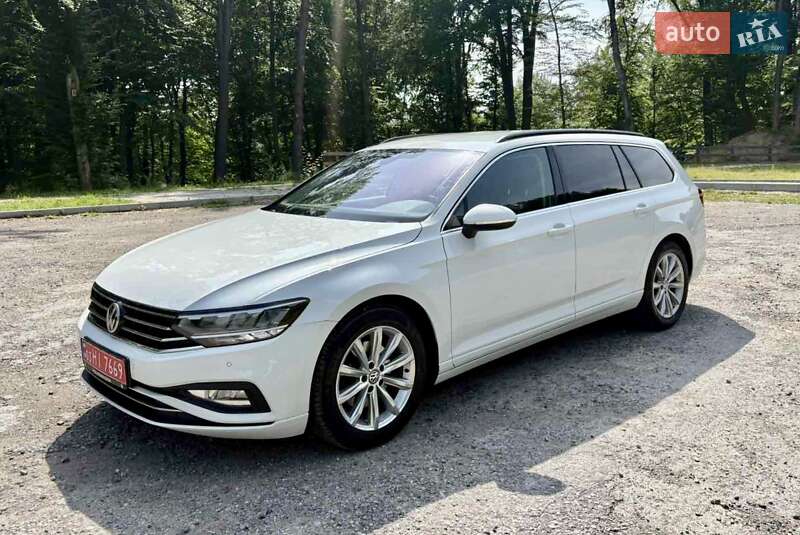 Універсал Volkswagen Passat 2020 в Бережанах