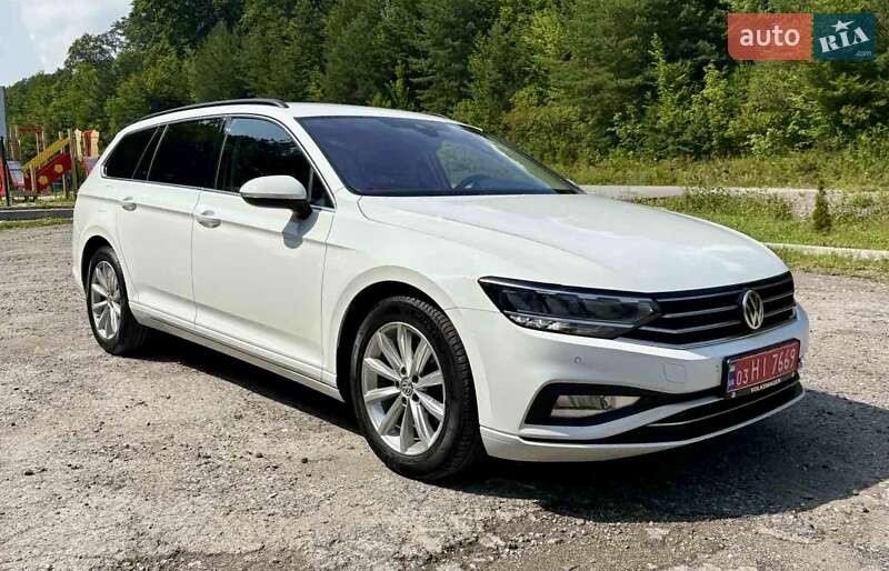 Універсал Volkswagen Passat 2020 в Бережанах