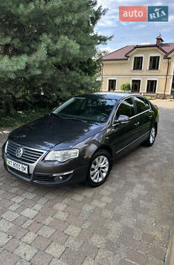 Седан Volkswagen Passat 2008 в Сарнах