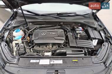 Седан Volkswagen Passat 2016 в 