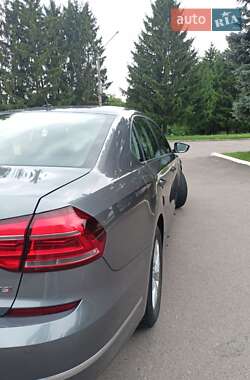 Седан Volkswagen Passat 2016 в 