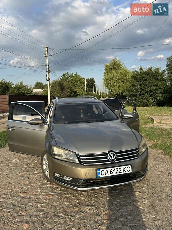 Универсал Volkswagen Passat 2012 в Смеле