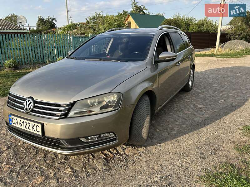 Универсал Volkswagen Passat 2012 в Смеле
