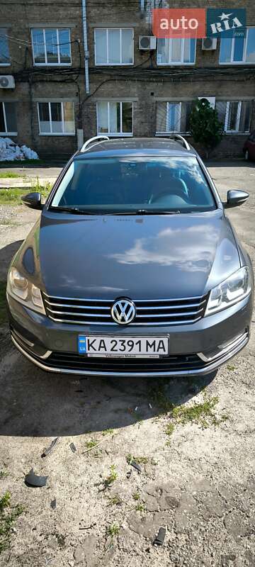 Volkswagen Passat 2011