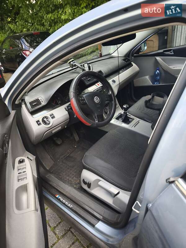 Седан Volkswagen Passat 2005 в Полтаві