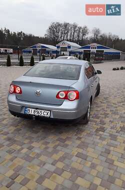 Седан Volkswagen Passat 2005 в 