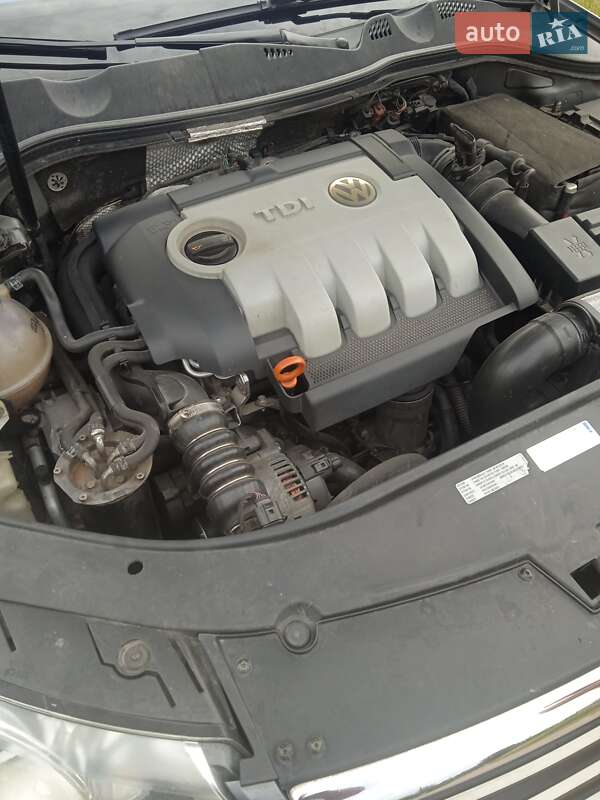 Універсал Volkswagen Passat 2008 в Хорошеві