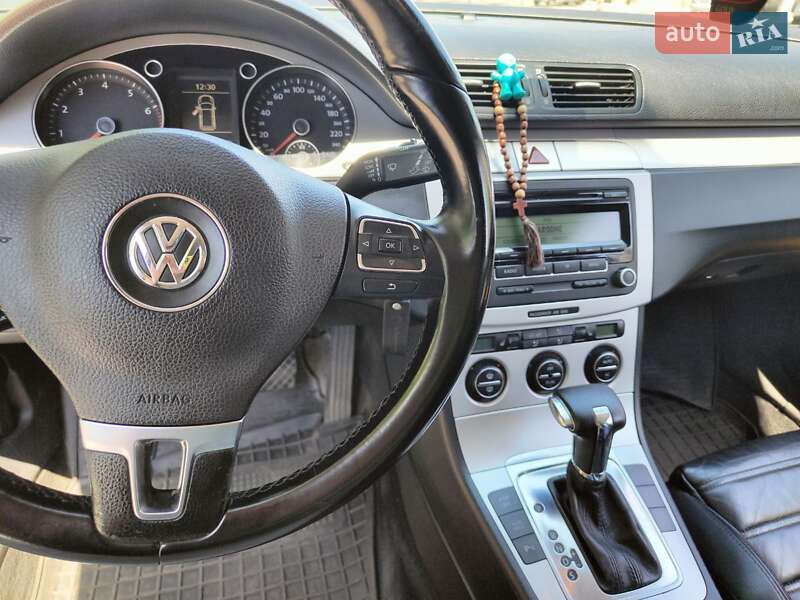 Універсал Volkswagen Passat 2009 в Одесі фото 11 Універсал Volkswagen Passat 2009 в Одесі