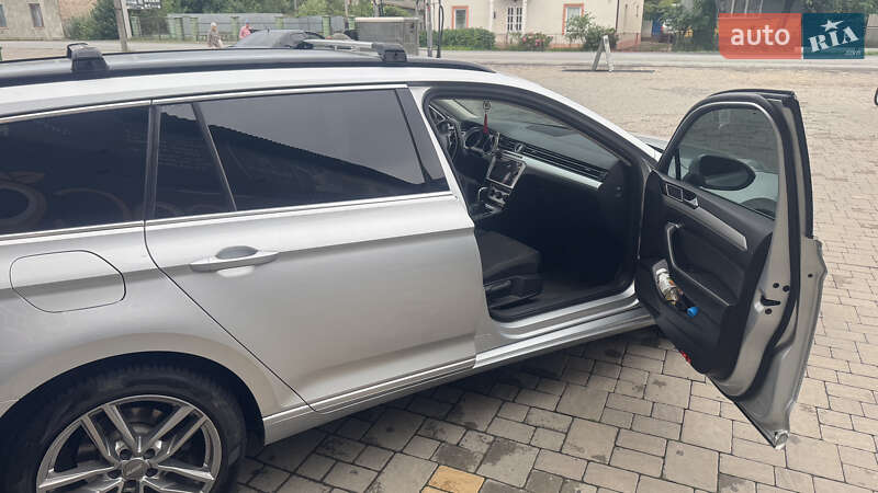 Универсал Volkswagen Passat 2017 в Ужгороде