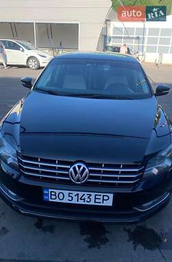 Седан Volkswagen Passat 2014 в Тернополе