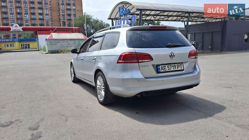 Универсал Volkswagen Passat 2013 в Днепре