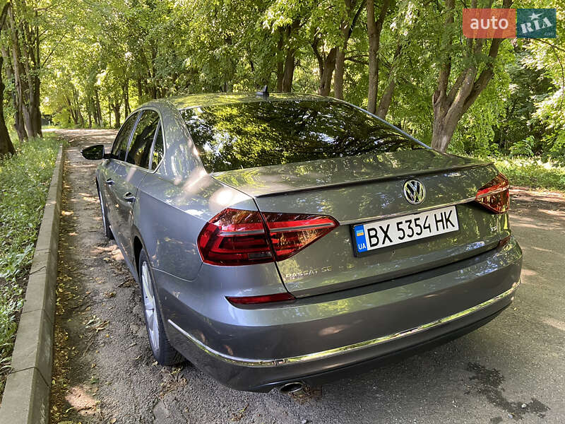 Седан Volkswagen Passat 2018 в Хмельницькому