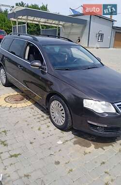 Универсал Volkswagen Passat 2009 в Борщеве