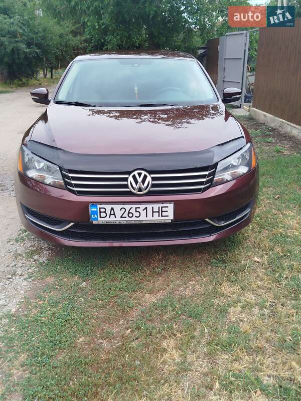 Седан Volkswagen Passat 2013 в Кропивницькому