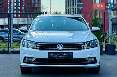 Седан Volkswagen Passat 2016 в 