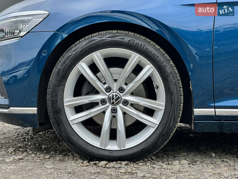 Универсал Volkswagen Passat 2022 в Луцке