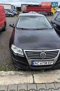 Седан Volkswagen Passat 2010 в Луцьку