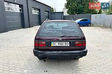 Универсал Volkswagen Passat 1993 в Львове