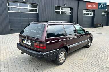 Универсал Volkswagen Passat 1993 в Львове