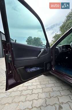 Универсал Volkswagen Passat 1993 в Львове