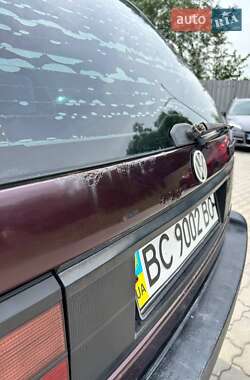 Универсал Volkswagen Passat 1993 в Львове