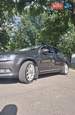 Седан Volkswagen Passat 2011 в Полтаве