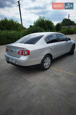 Седан Volkswagen Passat 2006 в 