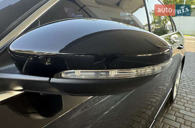 Седан Volkswagen Passat 2015 в 